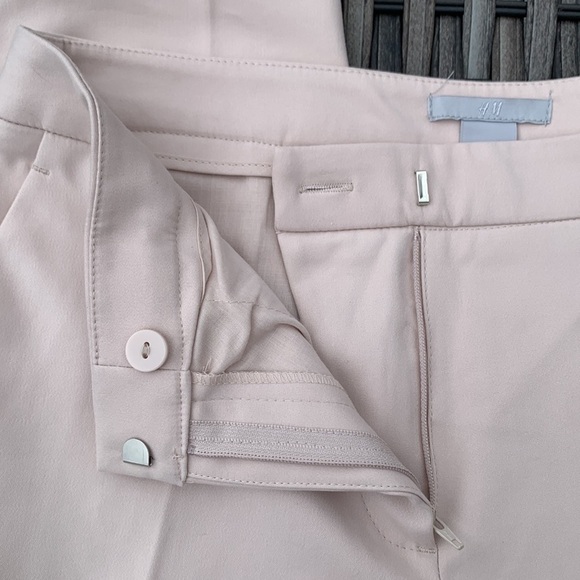 H & M Cropped Leg Slacks - Cream - Picture 13 of 13
